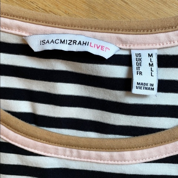 Isaac Mizrahi tunic with contrast trim - Picture 4 of 8